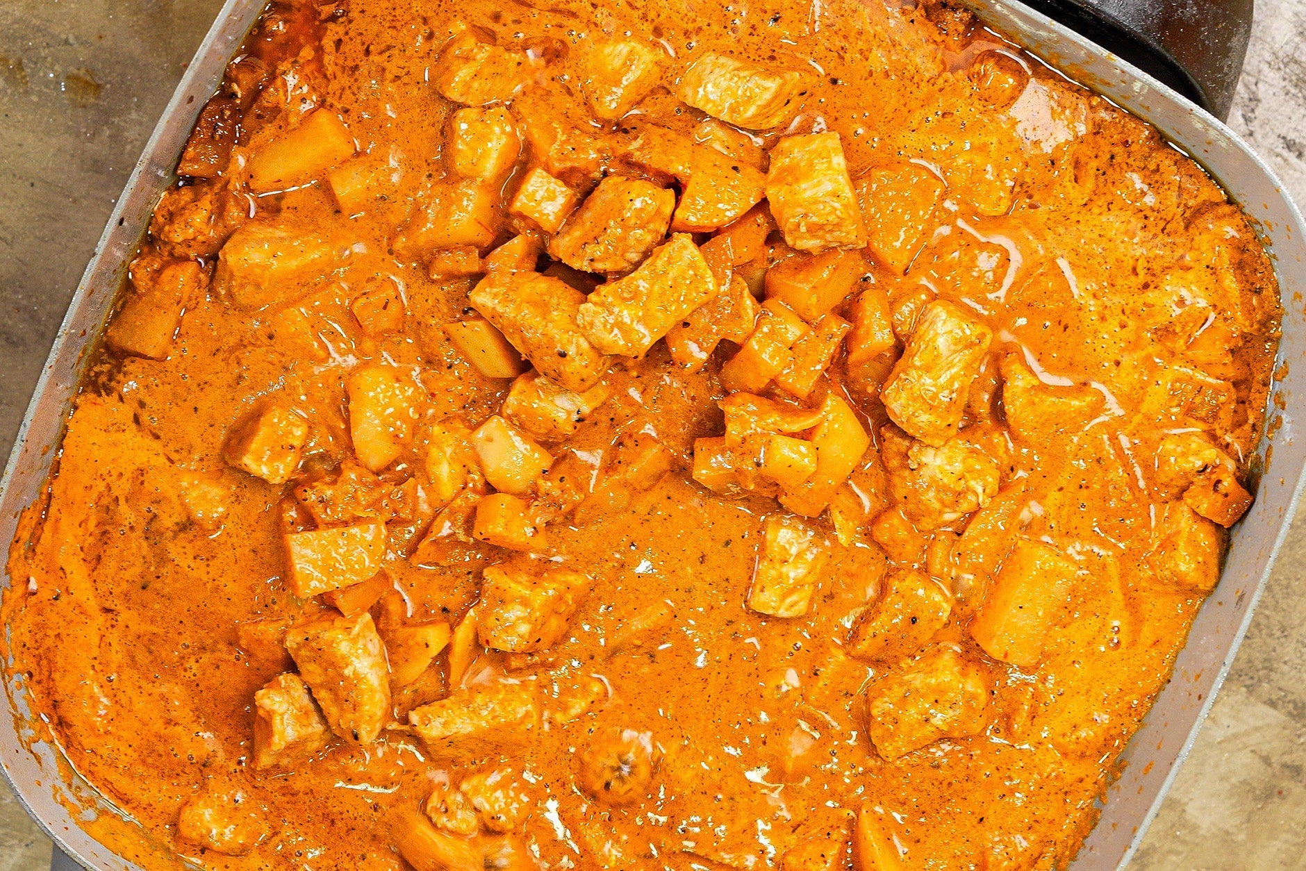 Lomo de Cerdo en Salsa Roja